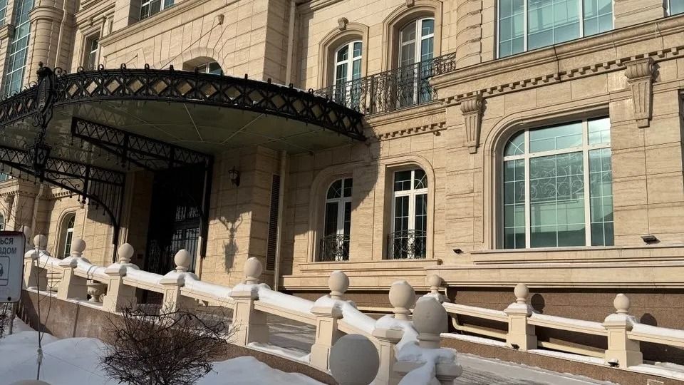 Подъезд элитного ЖК