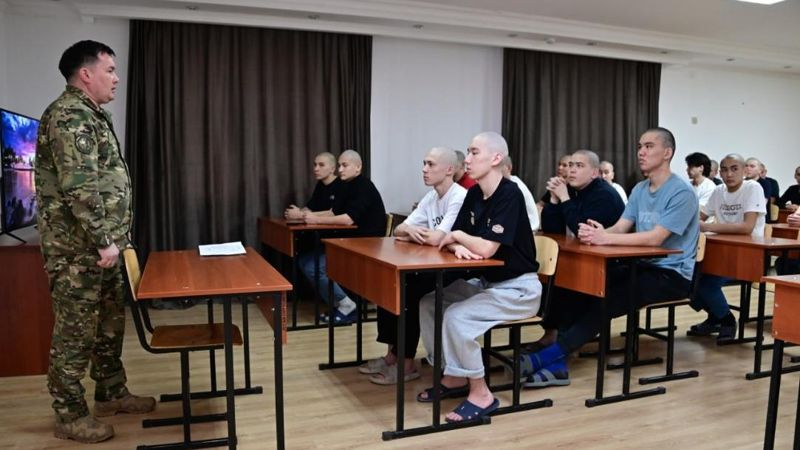 Минобороны отчиталось о 21 тысячах "свежих" срочниках