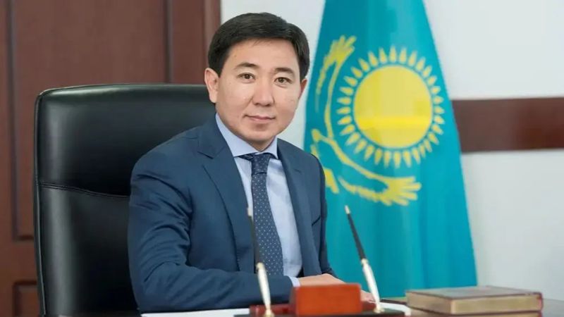 Экс-аким Усть-Каменогорска Жаксылык Омар признал вину в суде