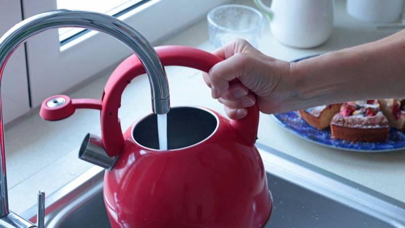 В Астане возмутились резким скачком цен на тарифы с 1 апреля