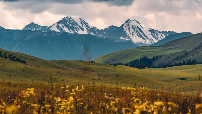 Названы популярные места для отдыха в Казахстане
