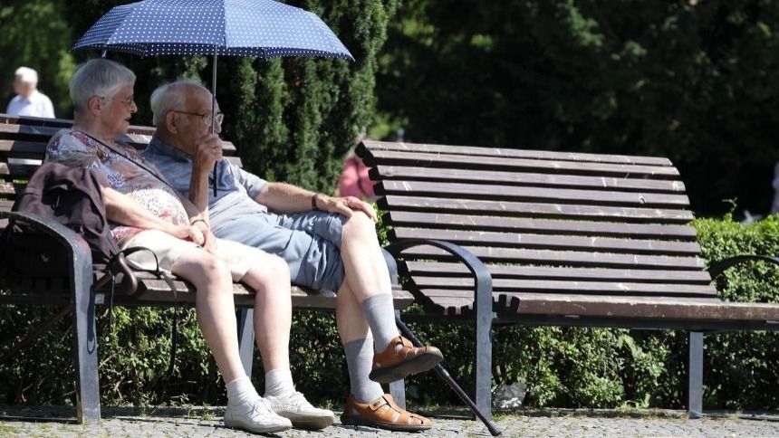 Пенсионеры