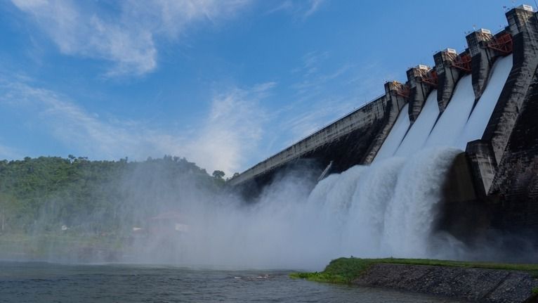 Как Казахстан отбивается от паводков