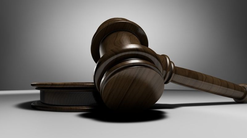 ЧСИ в Алматы “попал” на 8 млн из-за снятия ареста со счета должника