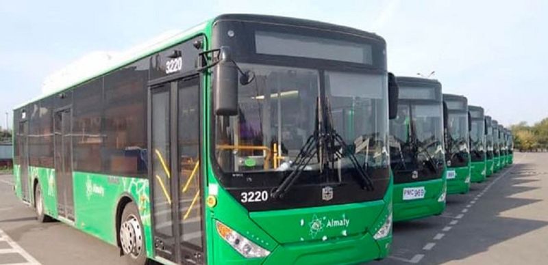 В Алматы столкнулись два автобуса, есть потрадавшие 