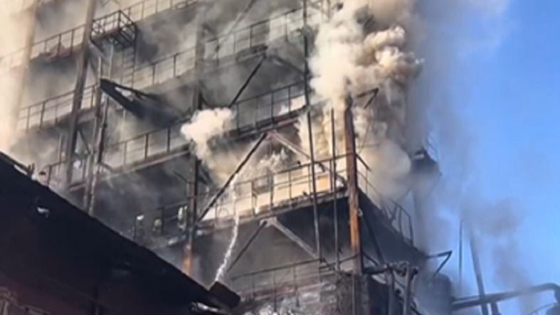 Пожар произошел в цехе по переработке смолы в Темиртау