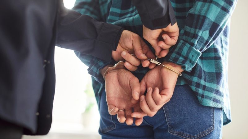 Дипломаты выясняют детали о задержанном в Германии казахстанце