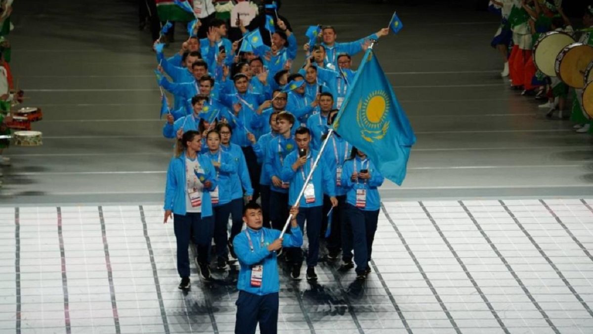 Спортсмены