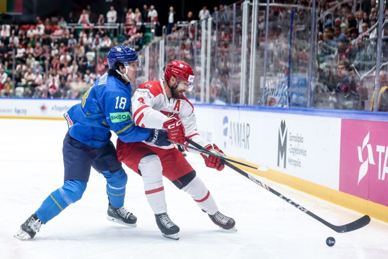 Казахстан одержал третью победу на чемпионате мира по хоккею в Польше