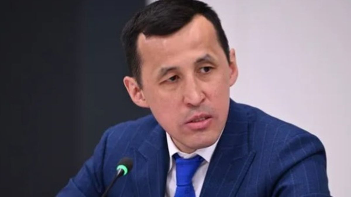Вице-министра Биржанова заметили на сеансе «Дьявол носит Prada 2» в Астане