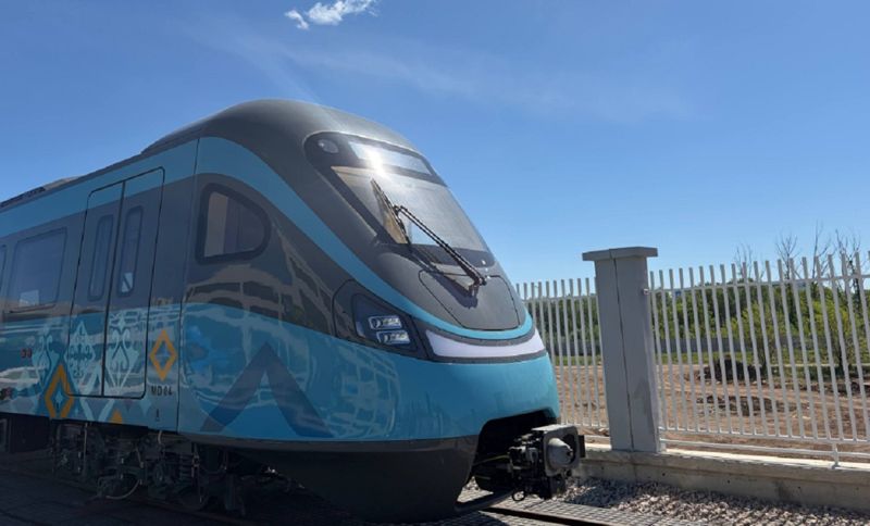Пассажиры пытались открыть двери: стала известна причина остановки LRT в Астане