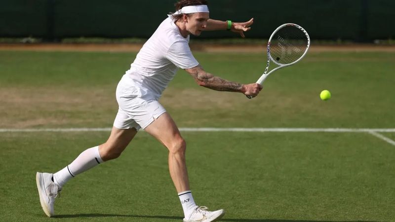 Бублик ворвался в полуфинал турнира ATP в Женеве