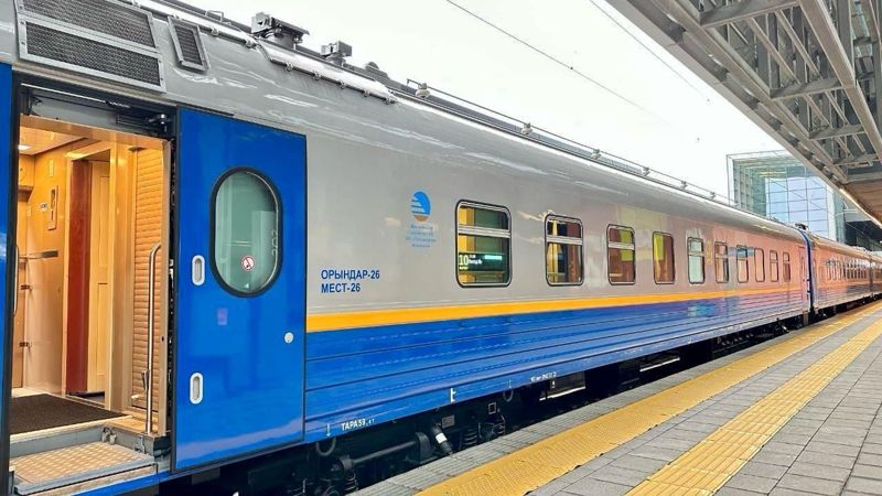 Названы популярные места для путешествий на поезде в Казахстане