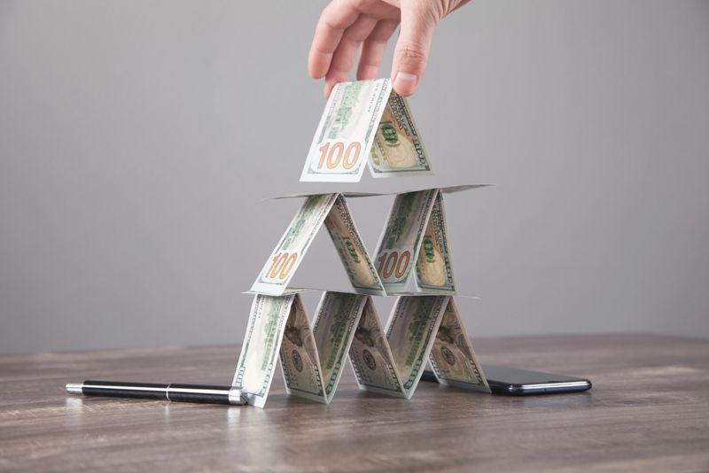Криптоактивы финпирамиды на 474 тысячи USDT заморозили в Казахстане