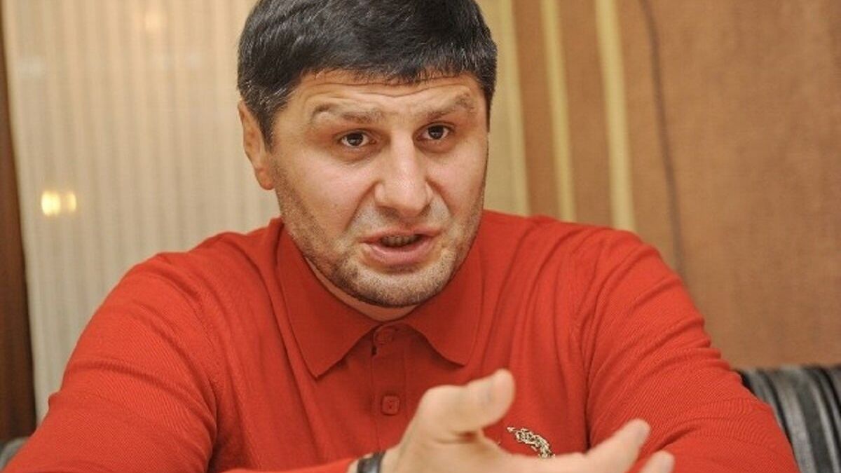 Ислам Байрамуков