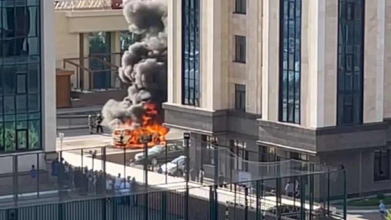 Пять человек пострадали после взрыва автомобиля в Астане
