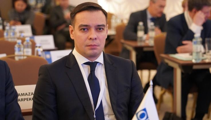 Хорошей традицией назвал "кражу невест" в Казахстане омбудсмен Артур Ластаев
