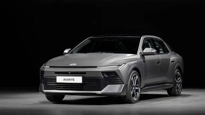 Новое поколение Hyundai Elantra горячо обсуждают в Сети