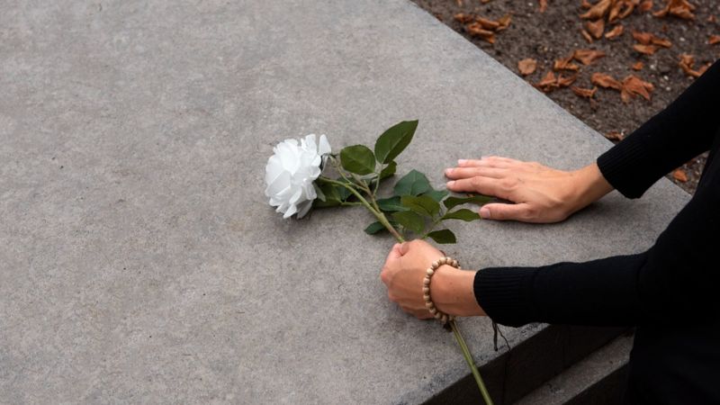 В Казахстане выросла стоимость похорон