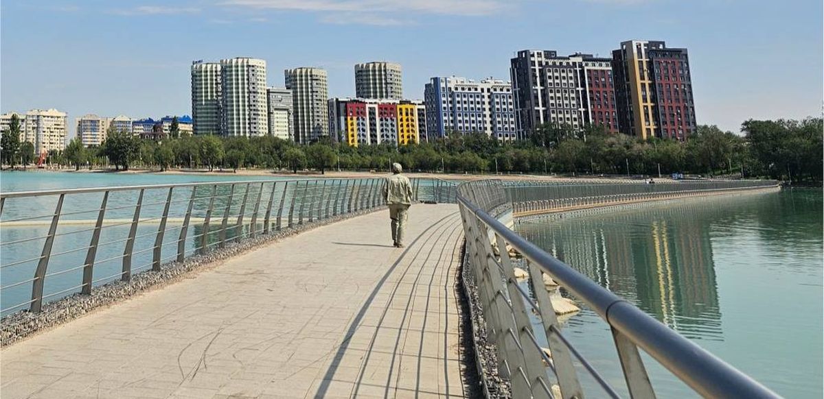 Сайран, озеро Сайран, мост на озере Сайран 