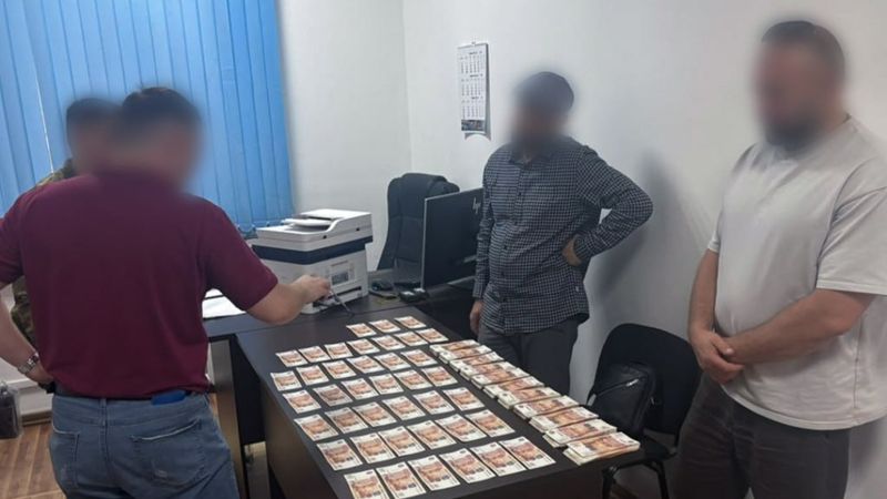 636 млн тенге наличными пытались вывезти из Казахстана за неделю