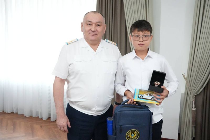 Подросток из Караганды спас тонущего ребенка