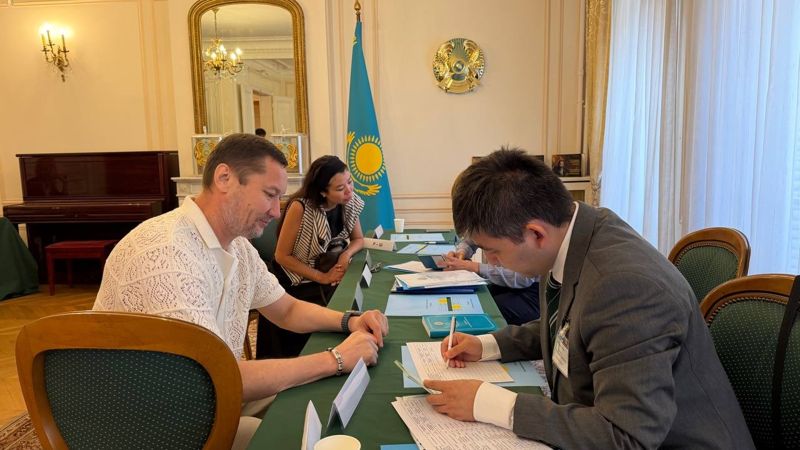 Избирательные участки за рубежом завершили свою работу
