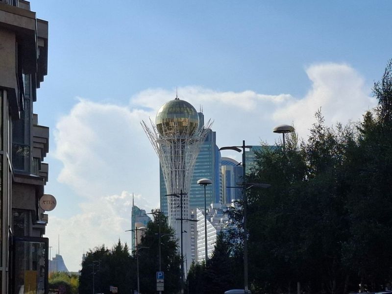 Без дождя, но с жарой: синоптики рассказали о погоде в Астане, Алматы и Шымкенте