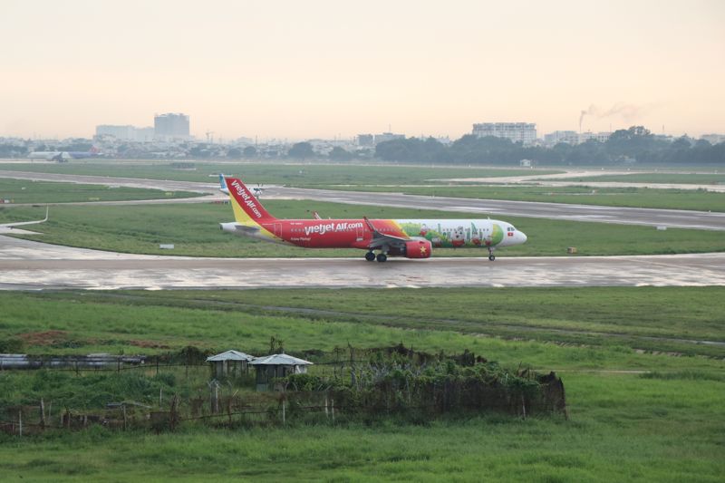 Казахстанка опоздала на рейс Vietjet, потому что он улетел на три часа раньше