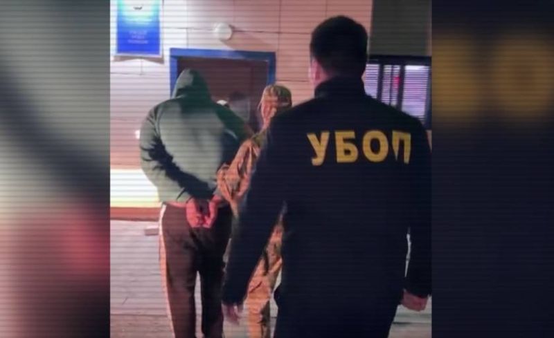 Семь человек по подозрению в вымогательстве 40 миллионов задержали в Казахстане