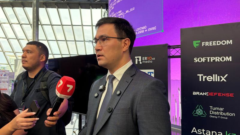 Утечка данных 15 млн казахстанцев в даркнете: что стало известно