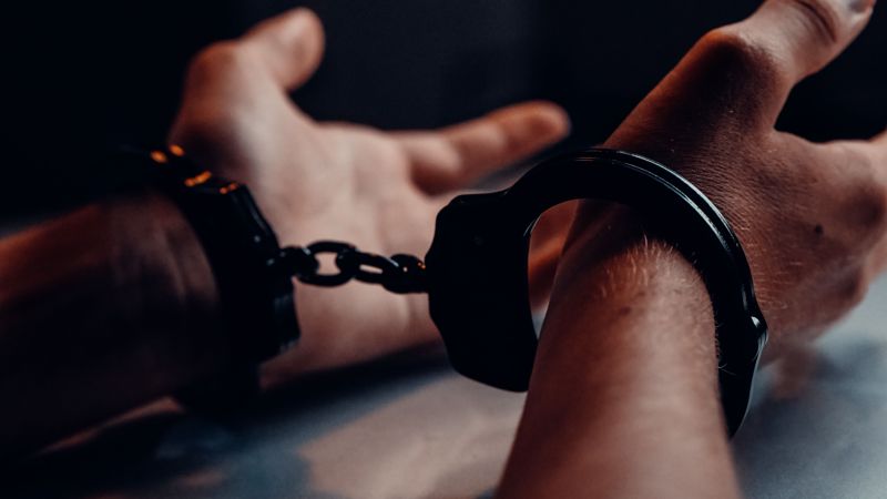 Все лицо в крови: женщину жестоко избили в Шымкенте