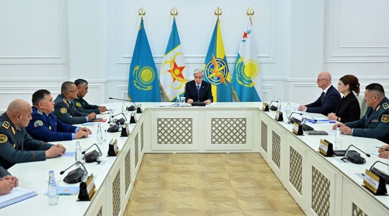 Токаев потребовал выяснить, кто утвердил план военных учений на Каспии