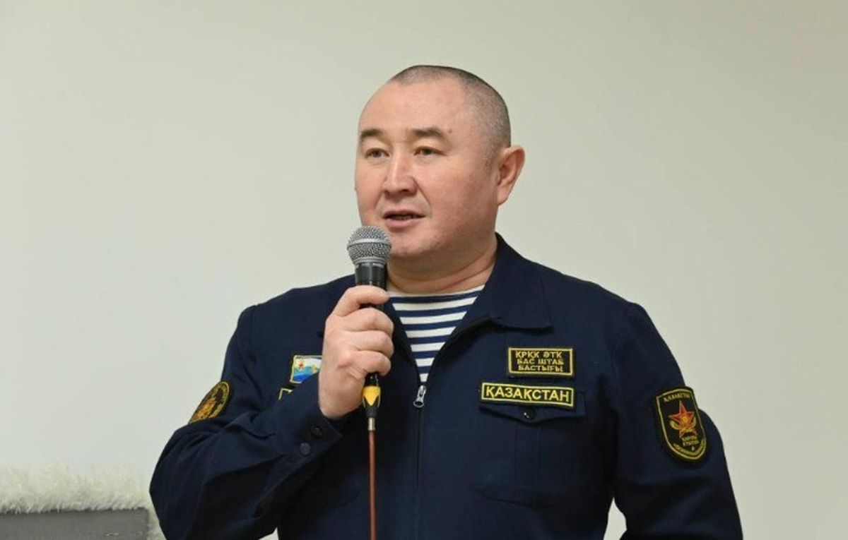 Экс-главкома ВМС задержали после трагедии на Каспии
