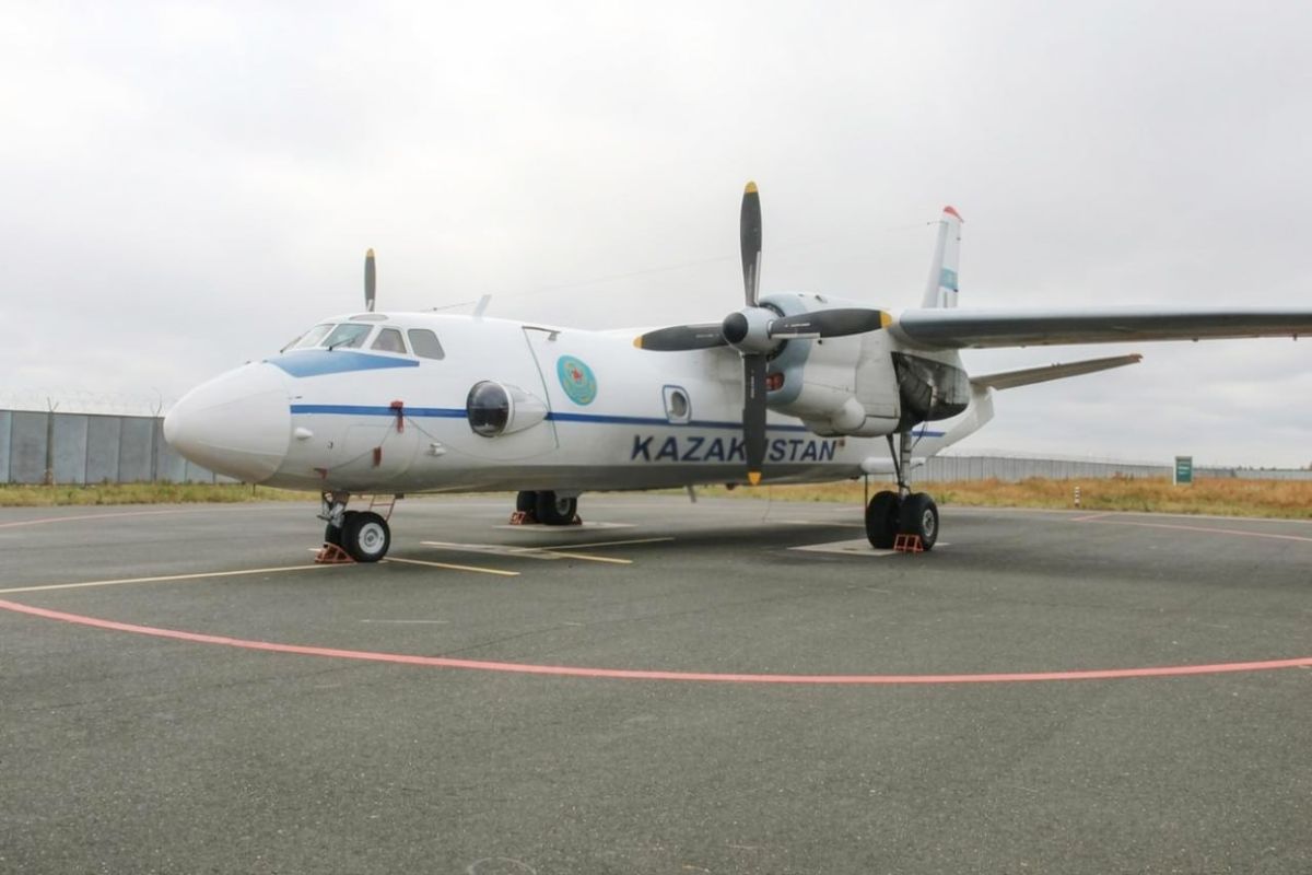 АН-26, самолет