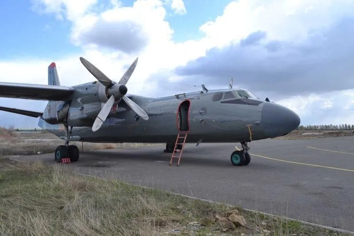АН-26, самолет