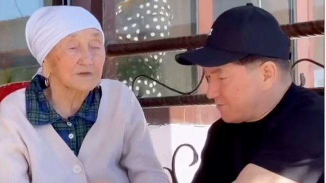 Скончалась мать Сакена Майгазиева: ей было 89 лет