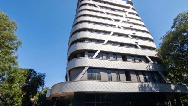 Отель Кайрата Сатыбалды в Алматы продают со скидкой