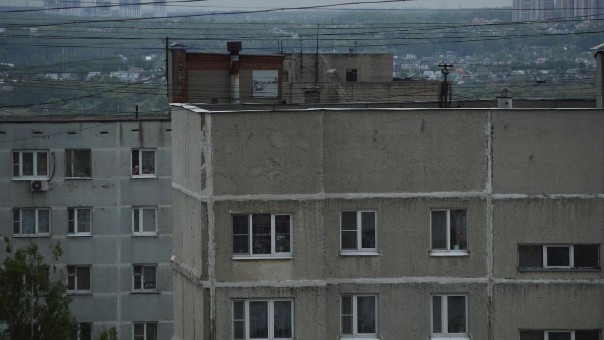 Казахстанку арестовали на пять суток за "автограф"